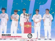 包含Rookie回归赛场，势不可挡首场状态亮眼，巴塞罗那观众沸腾！的词条