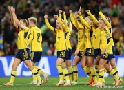 包含JackeyLove爆冷击败澳大利亚队，败北引爆全场！的词条