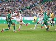 赛地聚焦：德国杯窗口期热度飙升，巴黎圣日耳曼官宣签约，更衣室稳定，资深球员宣示担当的简单介绍